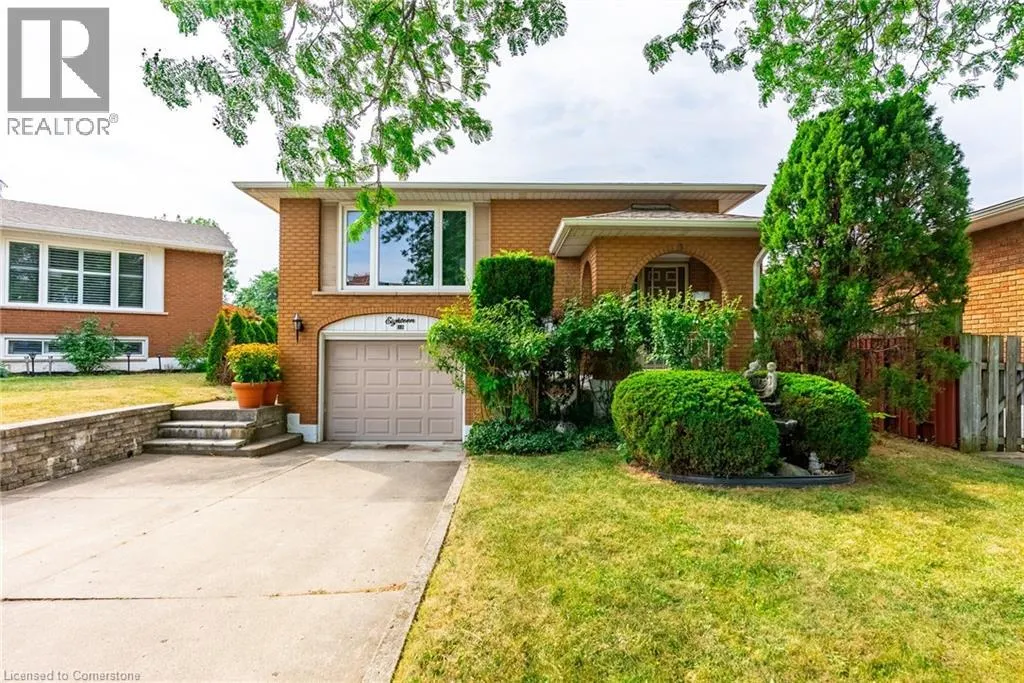 18 RENNER Court