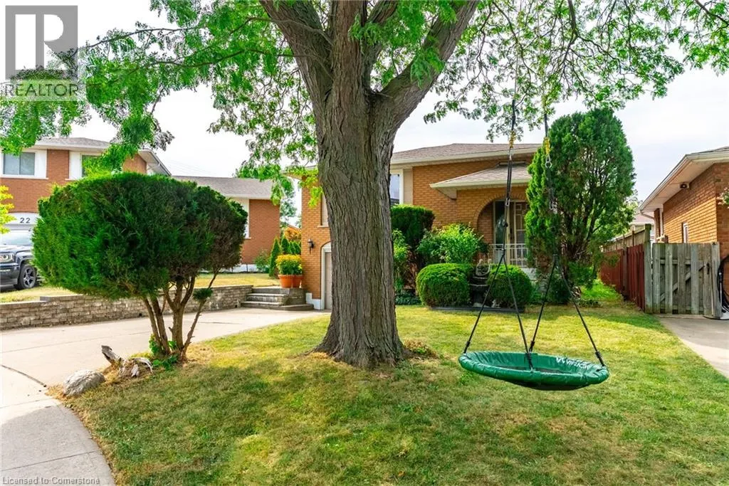 18 RENNER Court