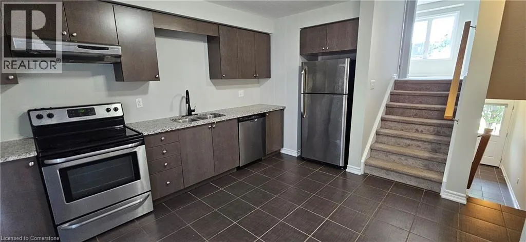 12 POPLAR Drive Unit# 46, #46