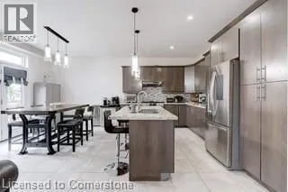 12 MITTEN Court