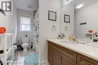 12 MITTEN Court
