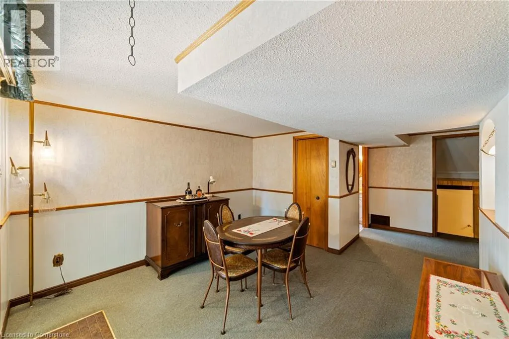 191 APPLEFORD Court