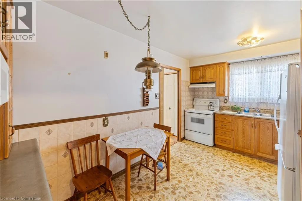 191 APPLEFORD Court