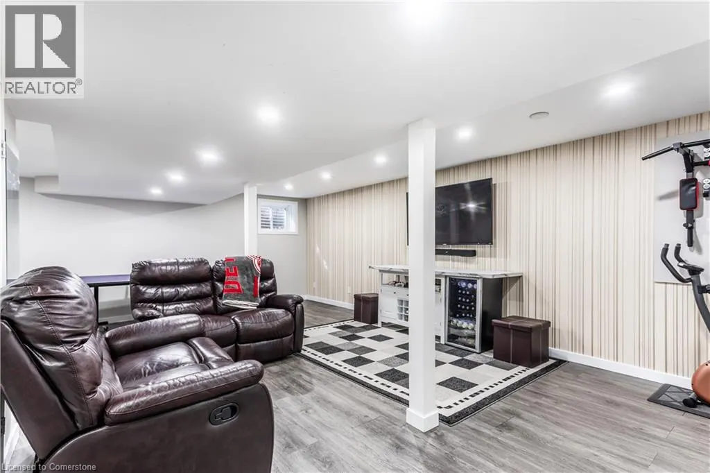 4189 LONGMOOR Drive Unit# 5, #5
