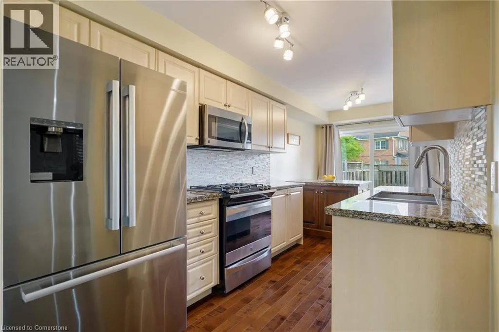 2626 ARMOUR Crescent