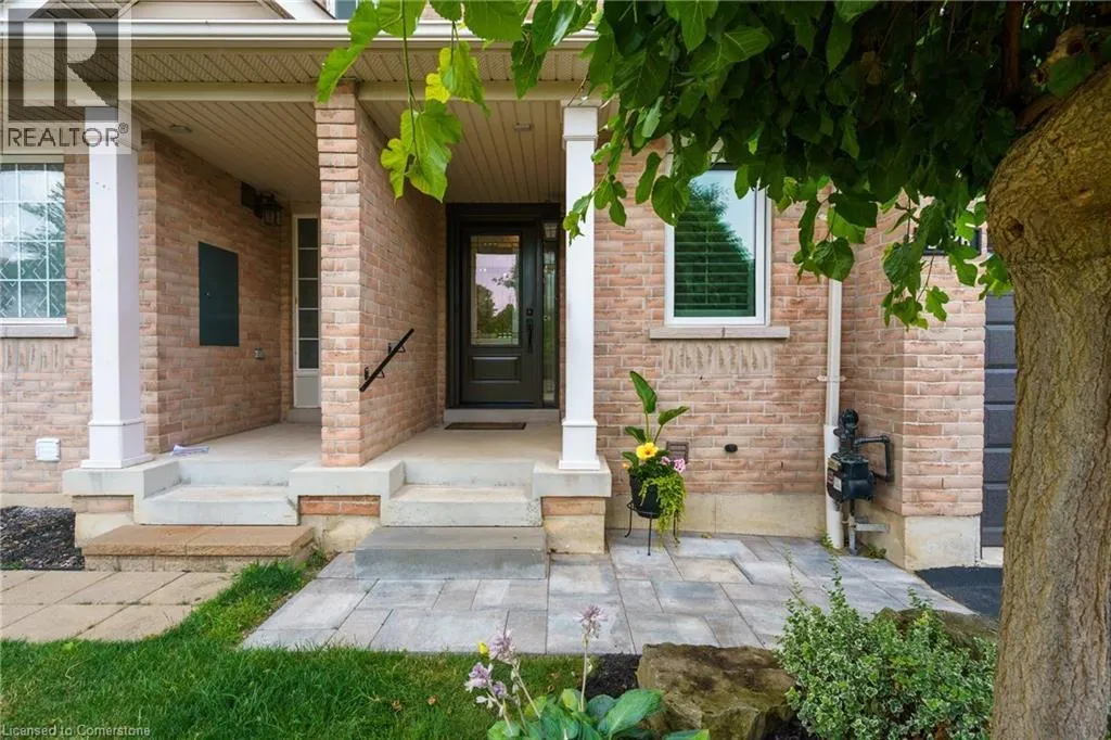 2626 ARMOUR Crescent