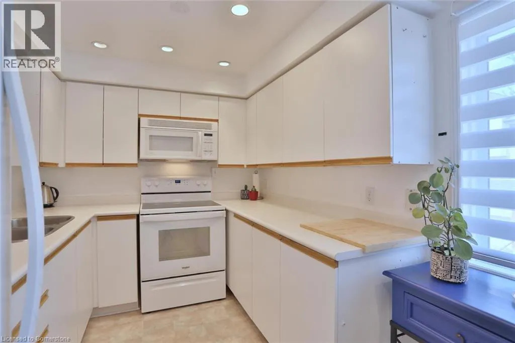 1085 QUEENS Boulevard Unit# 13, #13