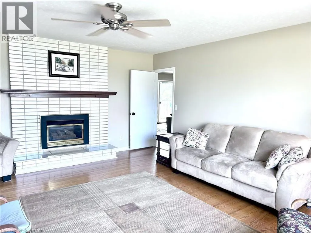 1279 NIAGARA RIVER Parkway
