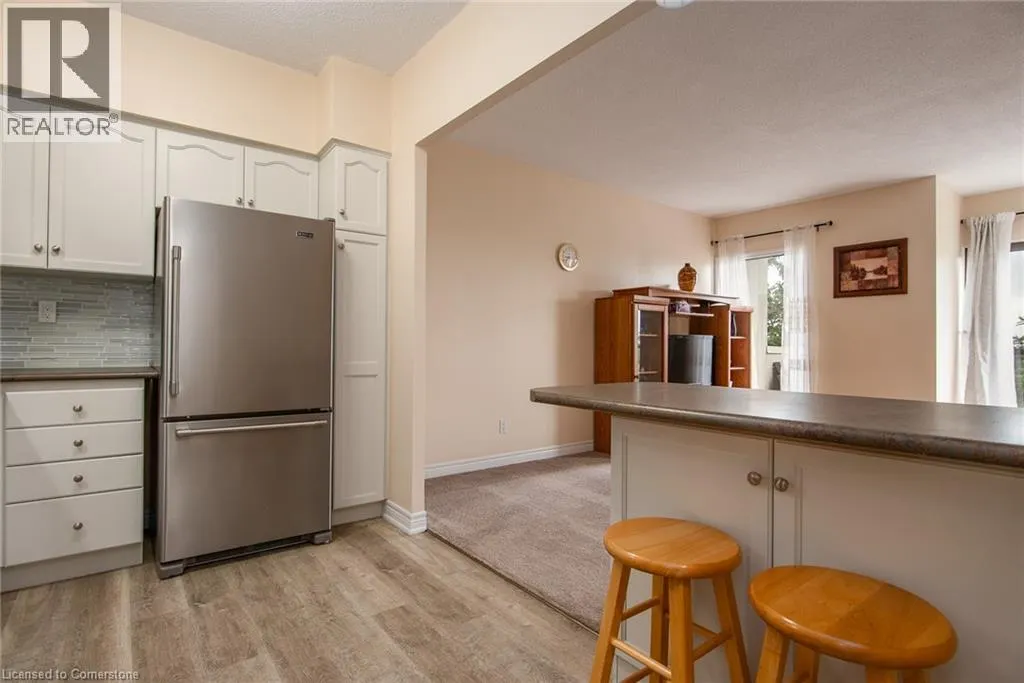 260 SHELDON Avenue N Unit# 807, #807