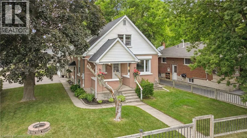 854 GUELPH Street
