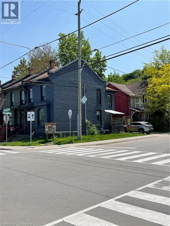 182 FOREST Avenue