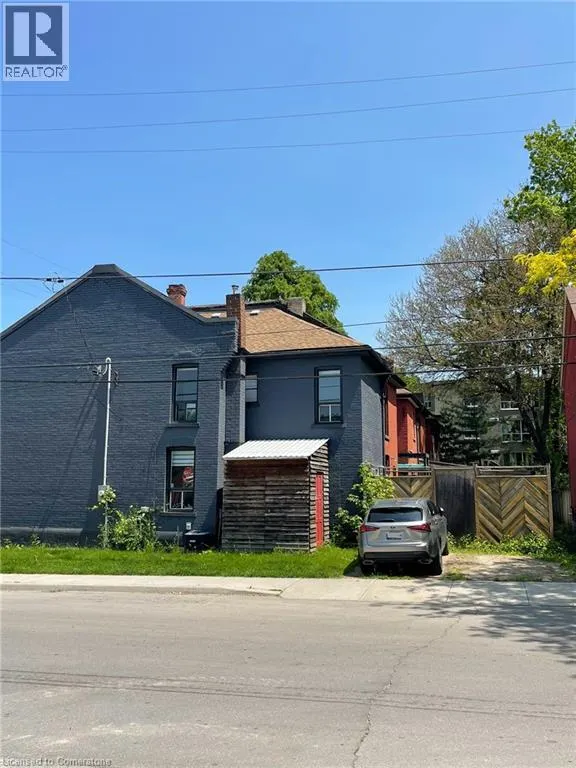 182 FOREST Avenue