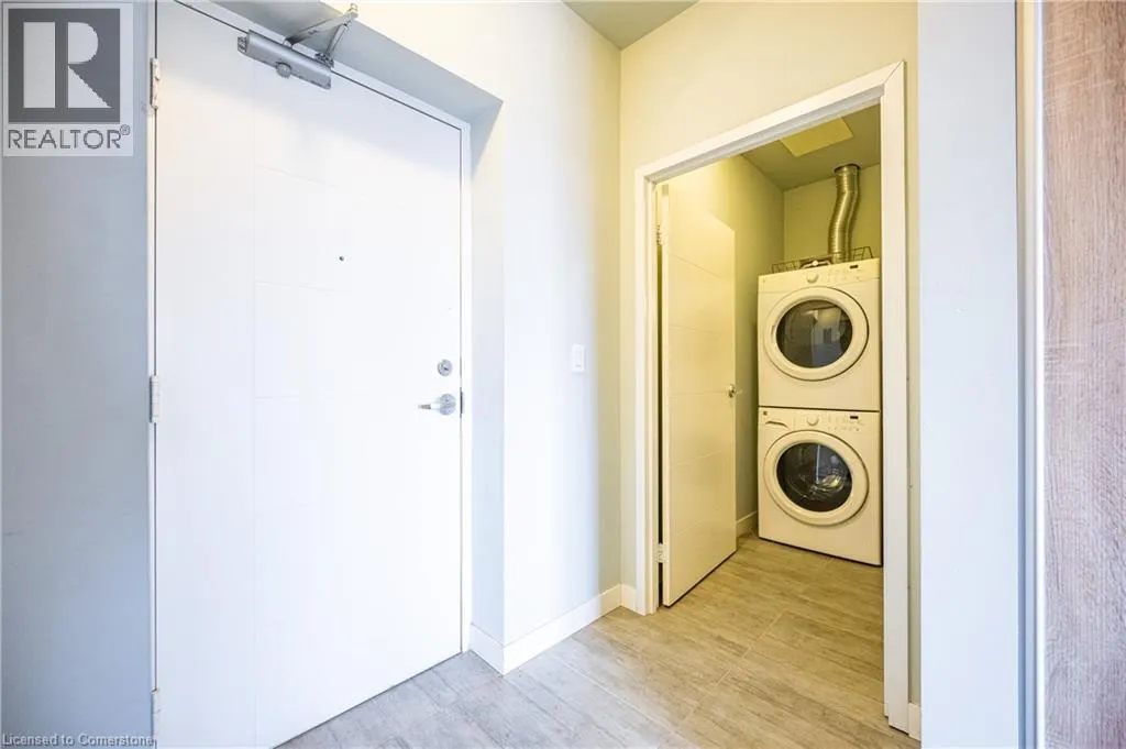 318 SPRUCE Street Unit# 1106, #1106