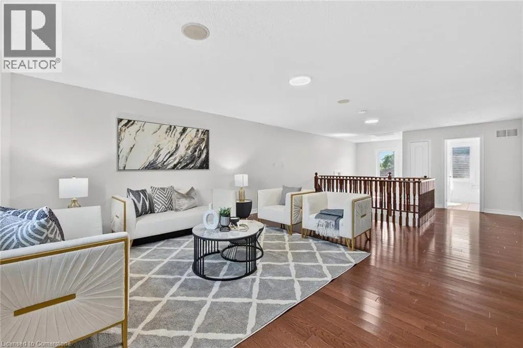 3322 FOX RUN Circle