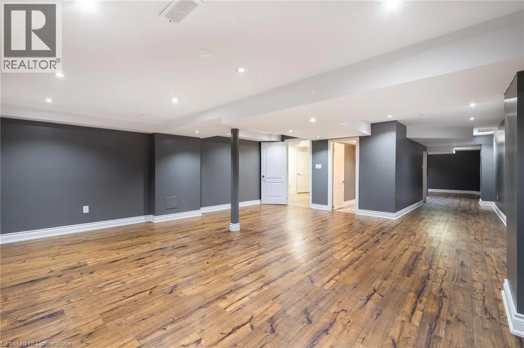 3322 FOX RUN Circle