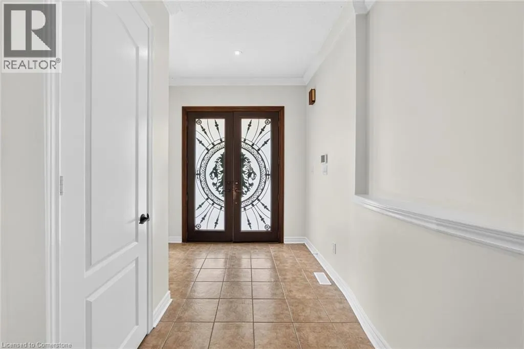 3322 FOX RUN Circle