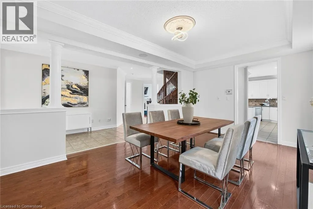 3322 FOX RUN Circle