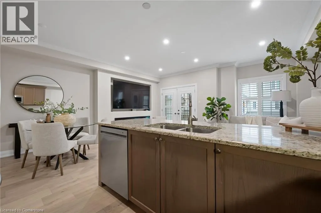 54 NISBET Boulevard Unit# 20, #20