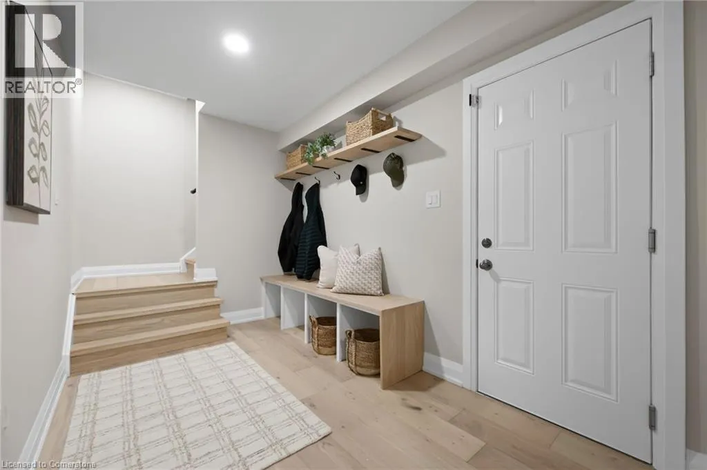 54 NISBET Boulevard Unit# 20, #20
