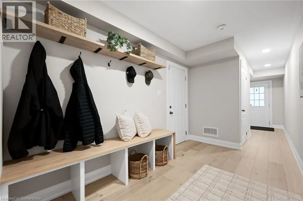 54 NISBET Boulevard Unit# 20, #20