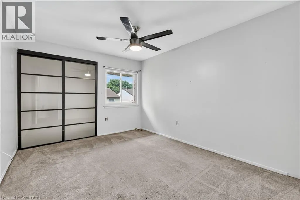 59 QUEENSLEA Drive Unit# 7, #7