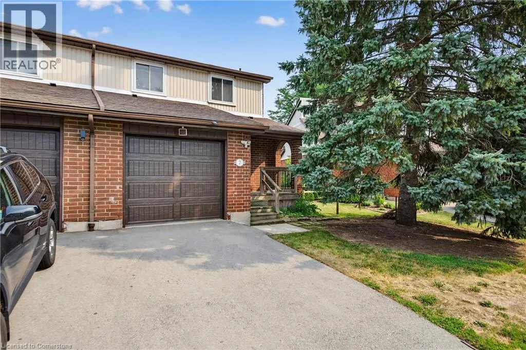 59 QUEENSLEA Drive Unit# 7, #7