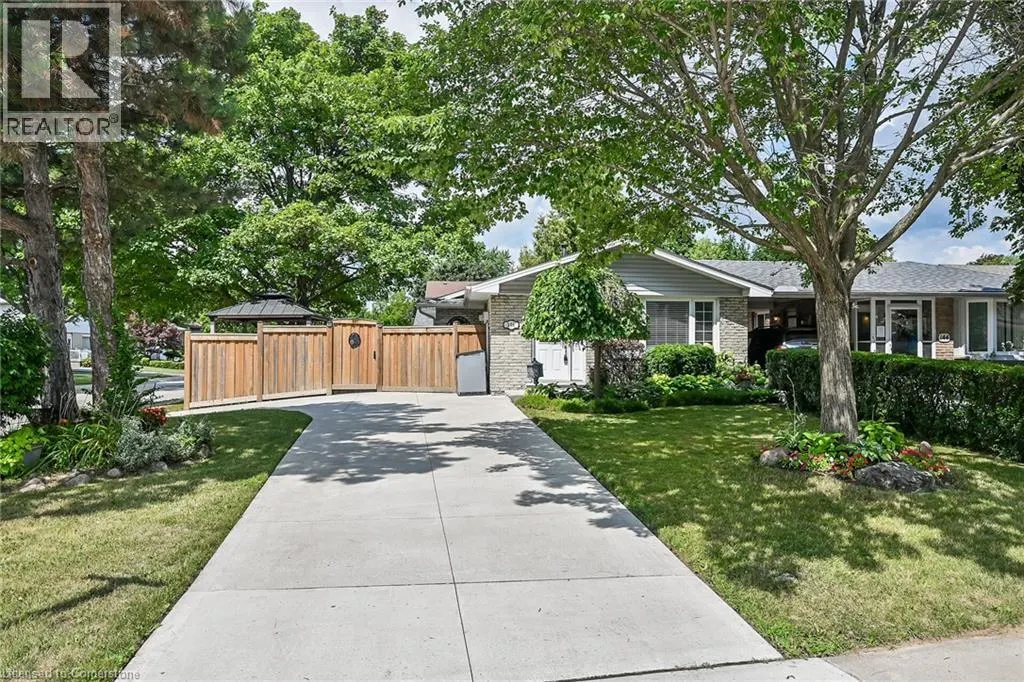 146 FIONA Crescent