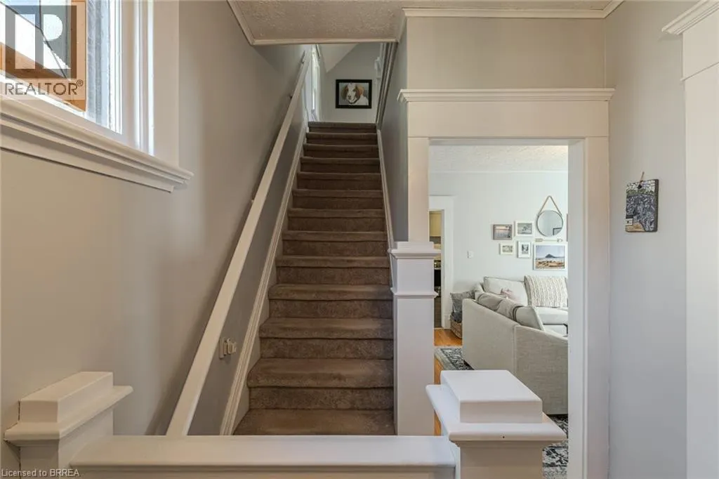 35 PALMERSTON Avenue
