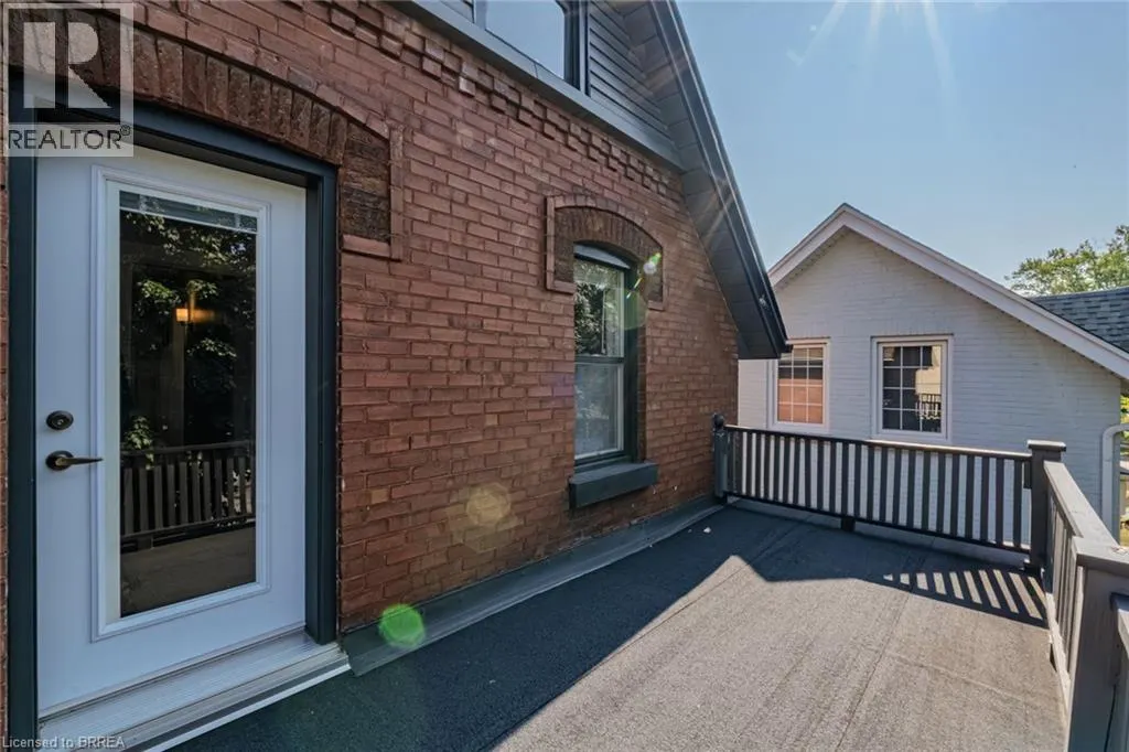 35 PALMERSTON Avenue