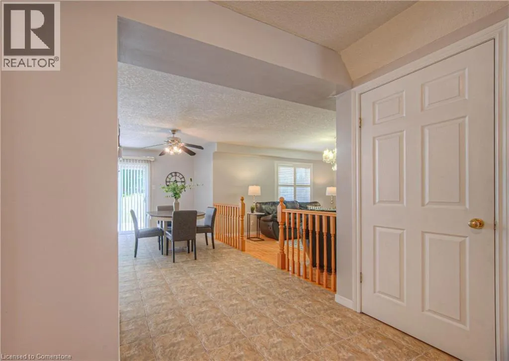 48 LENA Crescent