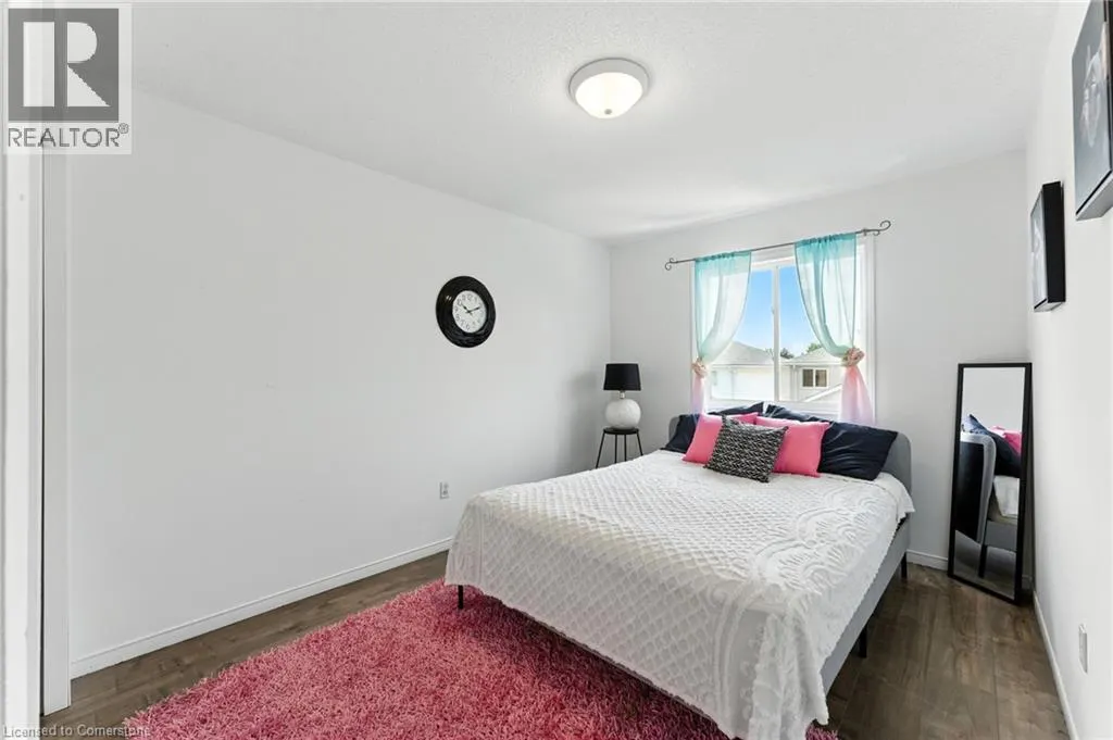 63 WAFFLER Crescent