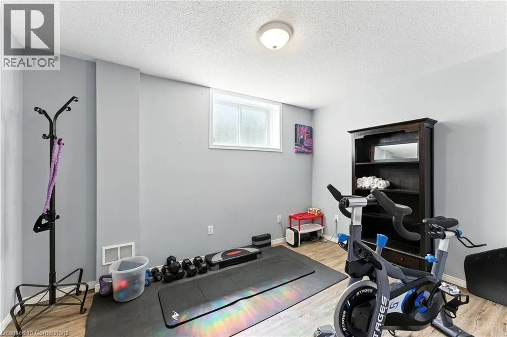 63 WAFFLER Crescent