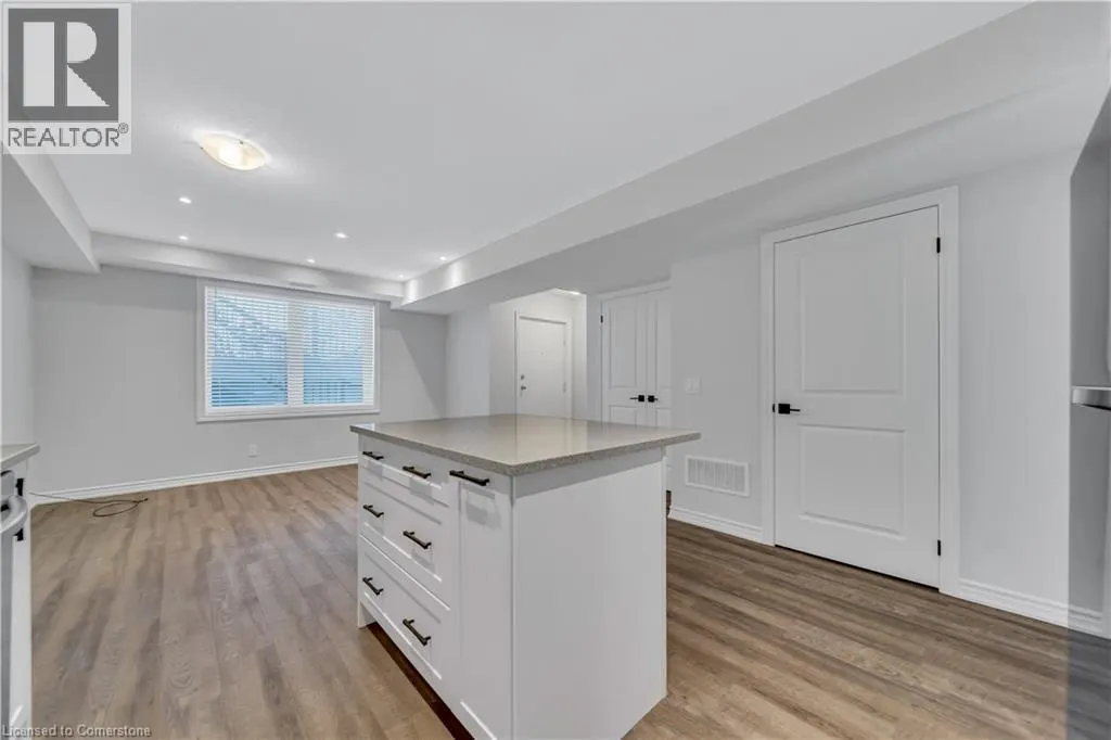 235 CHAPEL HILL Drive Unit# 11, #11