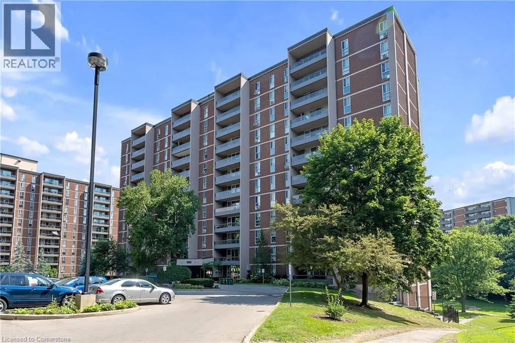 1966 MAIN Street W Unit# 402, #402