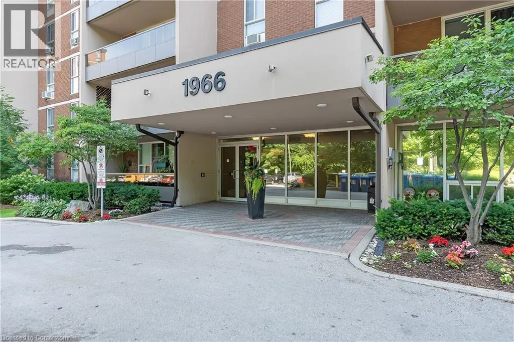 1966 MAIN Street W Unit# 402, #402