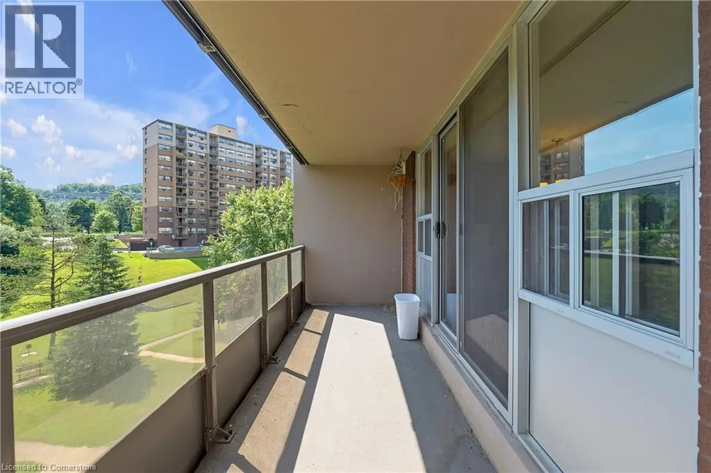 1966 MAIN Street W Unit# 402, #402