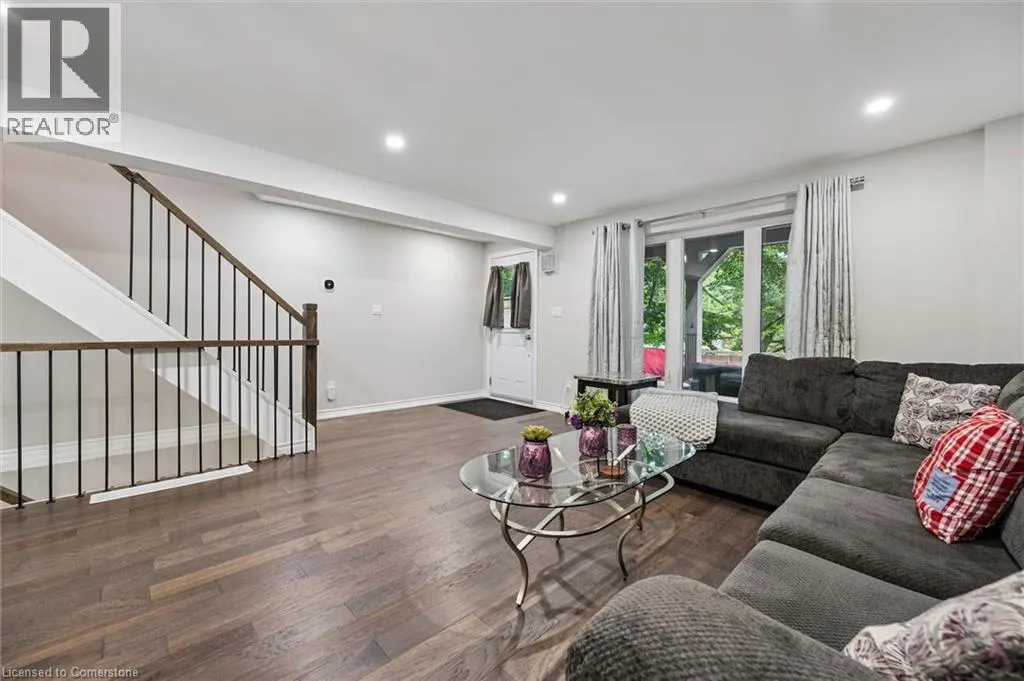118 GLAMIS Road