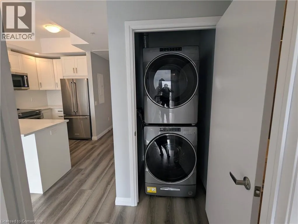 60 CHARLES STREET WEST Street W Unit# 2803, #2803