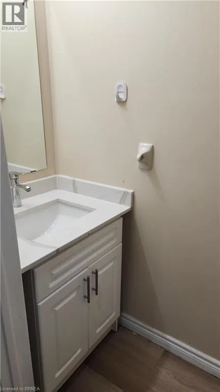 43 DEVONSLEIGH Drive