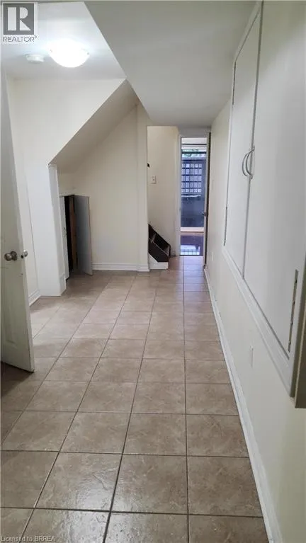 43 DEVONSLEIGH Drive