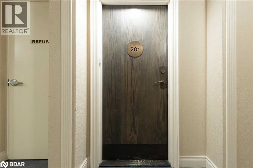 65 ELLEN Street Unit# 201, #201