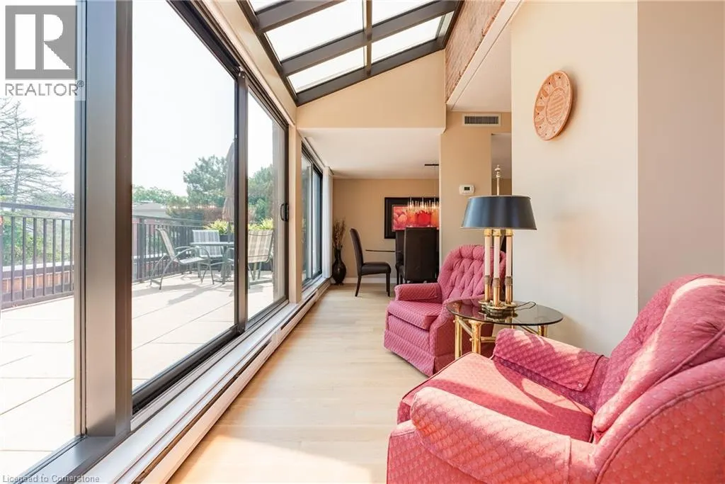 100 LAKESHORE Road E Unit# 710, #710