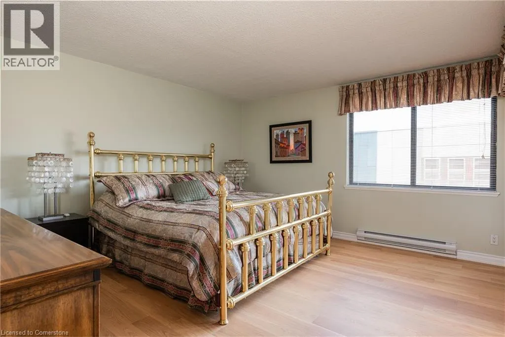 100 LAKESHORE Road E Unit# 710, #710