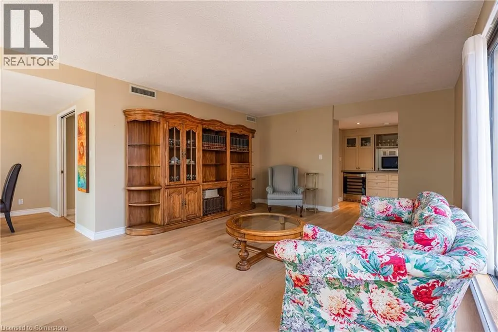 100 LAKESHORE Road E Unit# 710, #710