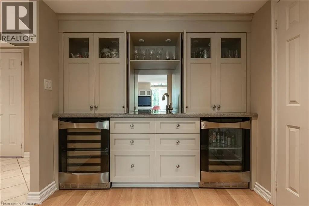 100 LAKESHORE Road E Unit# 710, #710