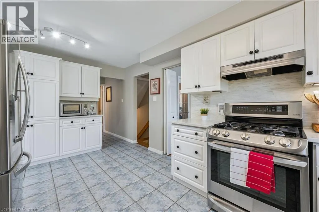 177 ROYAL ORCHARD Drive