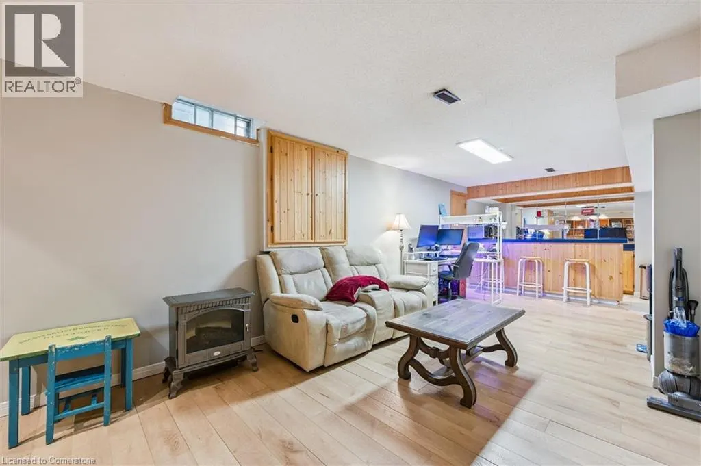 177 ROYAL ORCHARD Drive