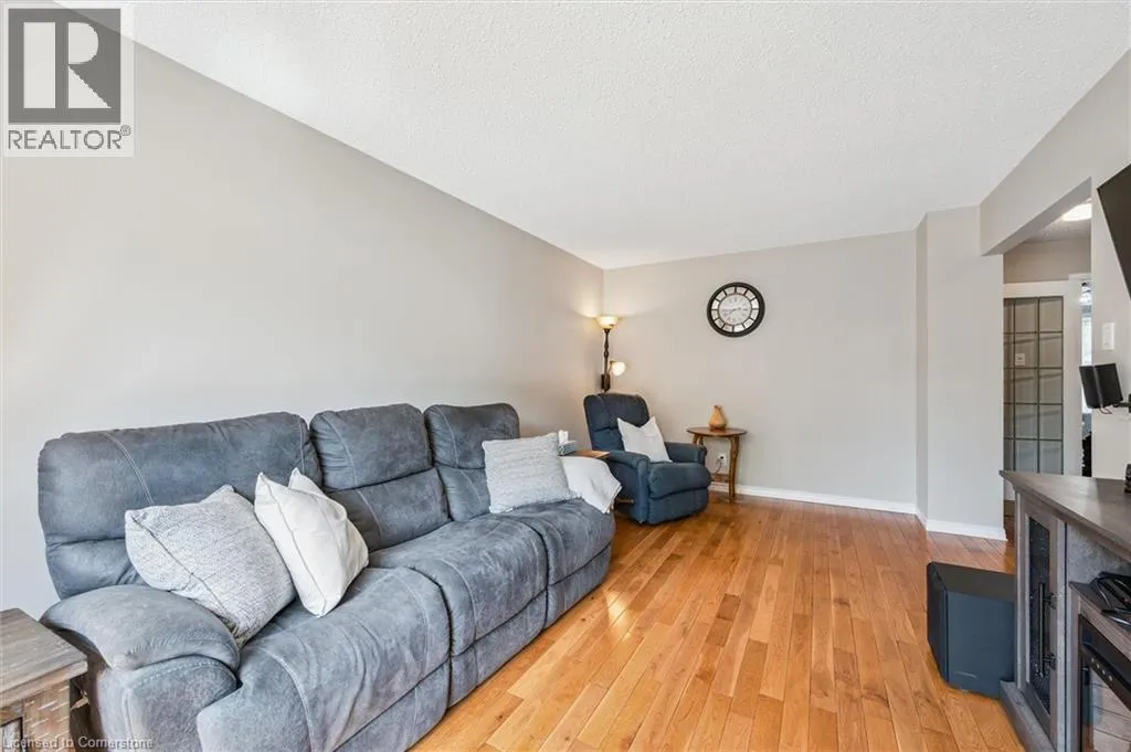 177 ROYAL ORCHARD Drive