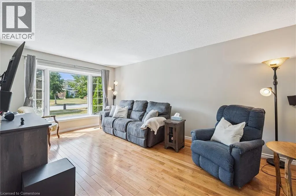 177 ROYAL ORCHARD Drive