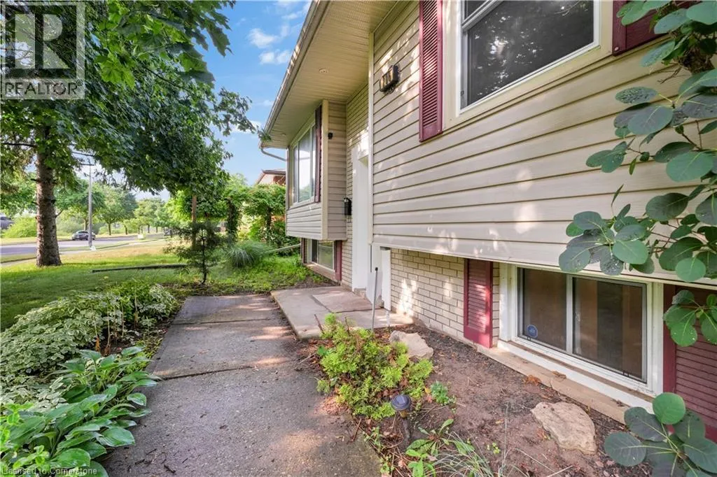 206 SHELLEY Drive Unit# Lower, #Lower